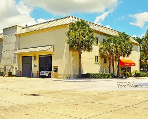 Source URL: https://cdnsc.rentcafe.com/dmslivecafe/3/1068869/1068869-1-4.jpg?width=-1&height=385&quality=80