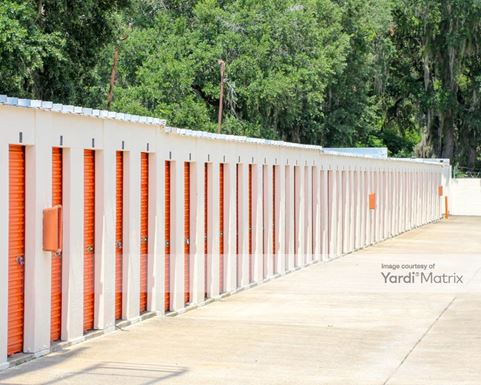 Source URL: https://cdnsc.rentcafe.com/dmslivecafe/3/1068870/1068870-1-4.jpg?width=-1&height=385&quality=80