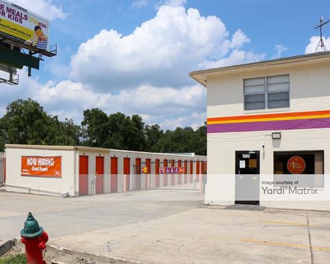 Source URL: https://cdnsc.rentcafe.com/dmslivecafe/3/1068870/1068870-1-5.jpg?width=-1&height=385&quality=80