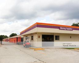 Image for Public Storage - 235 East Oak Ridge Road, Orlando, FL