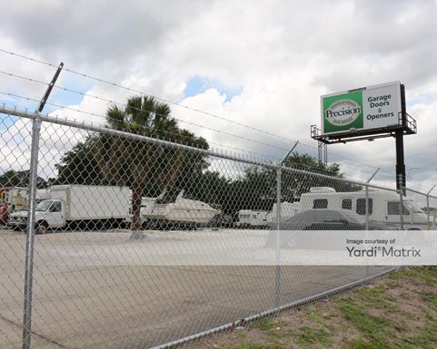 Source URL: https://cdnsc.rentcafe.com/dmslivecafe/3/1068871/1068871-1-6.jpg?width=-1&height=385&quality=80