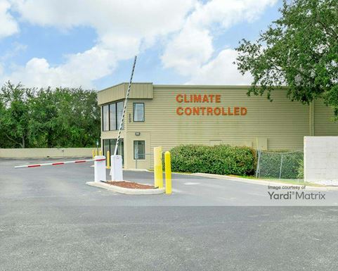 Source URL: https://cdnsc.rentcafe.com/dmslivecafe/3/1068881/1068881-1-4.jpg?width=-1&height=385&quality=80