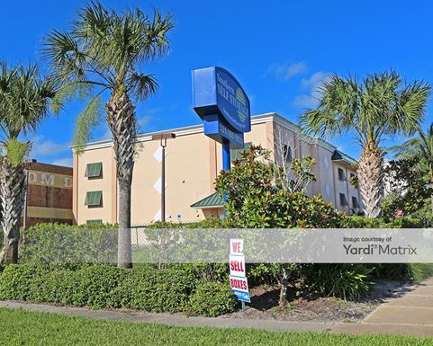 Source URL: https://cdnsc.rentcafe.com/dmslivecafe/3/1068883/1068883-1-1.jpg?width=-1&height=385&quality=80