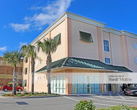 Source URL: https://cdnsc.rentcafe.com/dmslivecafe/3/1068883/1068883-1-3.jpg?width=-1&height=385&quality=80