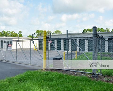 Source URL: https://cdnsc.rentcafe.com/dmslivecafe/3/1068891/1068891-1-4.jpg?width=-1&height=385&quality=80