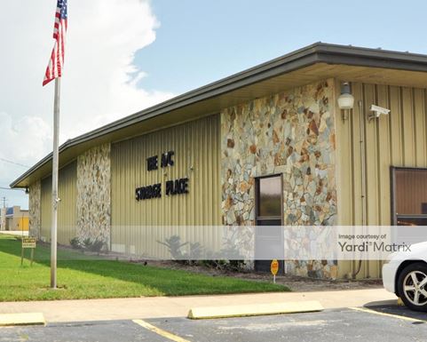 Source URL: https://cdnsc.rentcafe.com/dmslivecafe/3/1068893/1068893-1-2.jpg?width=-1&height=385&quality=80