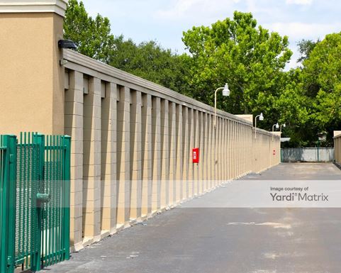 Source URL: https://cdnsc.rentcafe.com/dmslivecafe/3/1068910/1068910-1-4.jpg?width=-1&height=385&quality=80