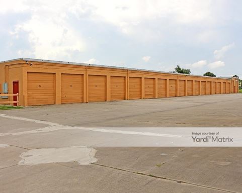 Source URL: https://cdnsc.rentcafe.com/dmslivecafe/3/1068920/1068920-1-2.jpg?width=-1&height=385&quality=80