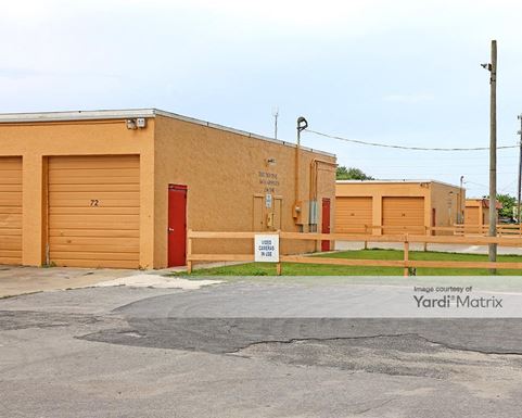 Source URL: https://cdnsc.rentcafe.com/dmslivecafe/3/1068920/1068920-1-4.jpg?width=-1&height=385&quality=80