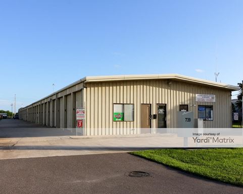 Source URL: https://cdnsc.rentcafe.com/dmslivecafe/3/1068940/1068940-1-6.jpg?width=-1&height=385&quality=80