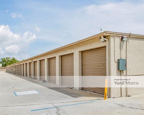 Source URL: https://cdnsc.rentcafe.com/dmslivecafe/3/1068950/1068950-1-2.jpg?width=-1&height=385&quality=80