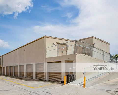 Source URL: https://cdnsc.rentcafe.com/dmslivecafe/3/1068950/1068950-1-3.jpg?width=-1&height=385&quality=80