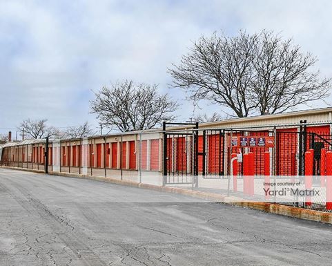 Source URL: https://cdnsc.rentcafe.com/dmslivecafe/3/1068983/1068983-1-2.jpg?width=-1&height=385&quality=80