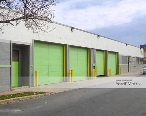 Source URL: https://cdnsc.rentcafe.com/dmslivecafe/3/1068993/1068993-1-5.jpg?width=-1&height=385&quality=80