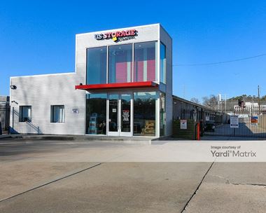 Storage Units for Rent available at 8500 Cunningham Lake Road, Little Rock, AR 72205