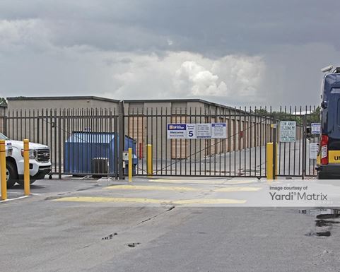 Source URL: https://cdnsc.rentcafe.com/dmslivecafe/3/1069034/1069034-1-4.jpg?width=-1&height=385&quality=80