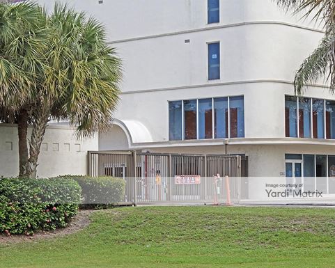 Source URL: https://cdnsc.rentcafe.com/dmslivecafe/3/1069044/1069044-1-4.jpg?width=-1&height=385&quality=80