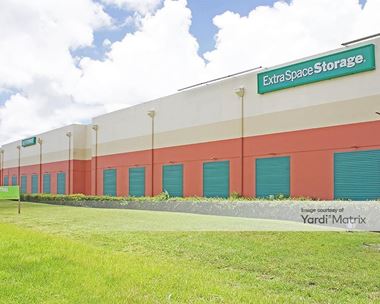 Storage Units for Rent available at 6550 West State Road 84, Davie, FL 33317