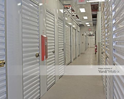 Source URL: https://cdnsc.rentcafe.com/dmslivecafe/3/1069070/1069070-1-5.jpg?width=-1&height=385&quality=80