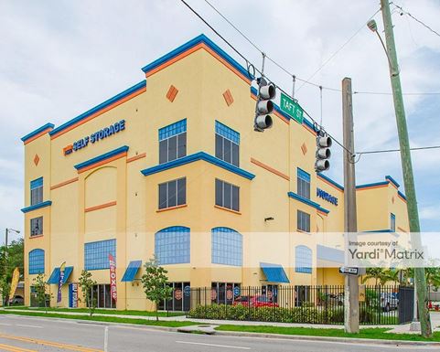 Source URL: https://cdnsc.rentcafe.com/dmslivecafe/3/1069072/1069072-1-3.jpg?width=-1&height=385&quality=80