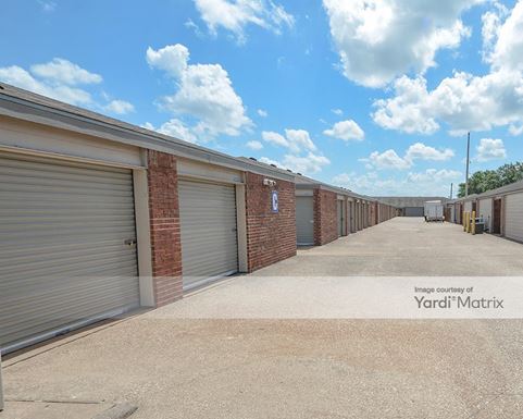 Source URL: https://cdnsc.rentcafe.com/dmslivecafe/3/1069077/1069077-1-3.jpg?width=-1&height=385&quality=80