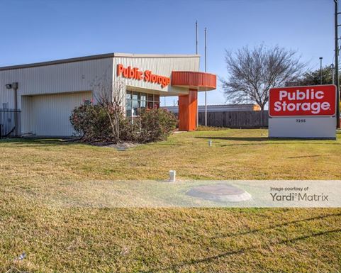 Source URL: https://cdnsc.rentcafe.com/dmslivecafe/3/1069087/1069087-1-3.jpg?width=-1&height=385&quality=80