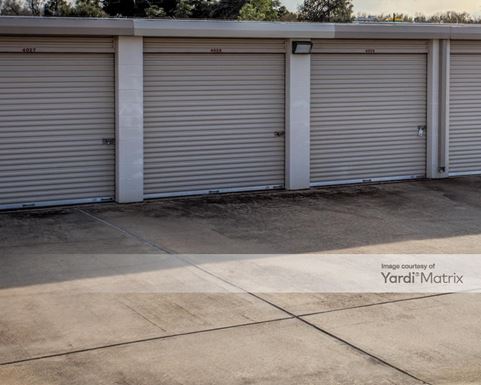 Source URL: https://cdnsc.rentcafe.com/dmslivecafe/3/1069094/1069094-1-4.jpg?width=-1&height=385&quality=80