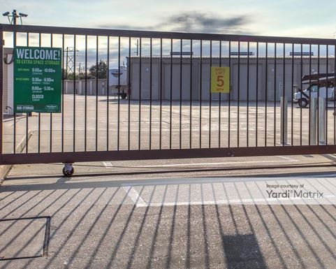 Source URL: https://cdnsc.rentcafe.com/dmslivecafe/3/1069094/1069094-1-5.jpg?width=-1&height=385&quality=80