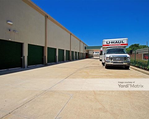 Source URL: https://cdnsc.rentcafe.com/dmslivecafe/3/1069106/1069106-1-5.jpg?width=-1&height=385&quality=80