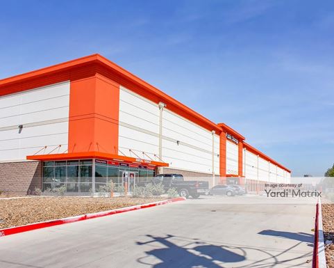 Source URL: https://cdnsc.rentcafe.com/dmslivecafe/3/1069116/1069116-1-6.jpg?width=-1&height=385&quality=80