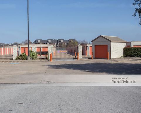 Source URL: https://cdnsc.rentcafe.com/dmslivecafe/3/1069117/1069117-1-5.jpg?width=-1&height=385&quality=80