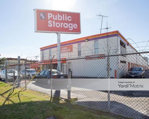 Source URL: https://cdnsc.rentcafe.com/dmslivecafe/3/1069121/1069121-1-5.jpg?width=-1&height=385&quality=80