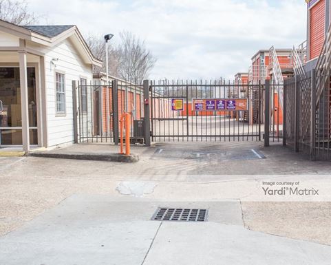 Source URL: https://cdnsc.rentcafe.com/dmslivecafe/3/1069126/1069126-1-4.jpg?width=-1&height=385&quality=80