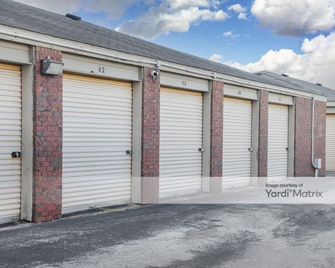 Source URL: https://cdnsc.rentcafe.com/dmslivecafe/3/1069136/1069136-1-4.jpg?width=-1&height=385&quality=80