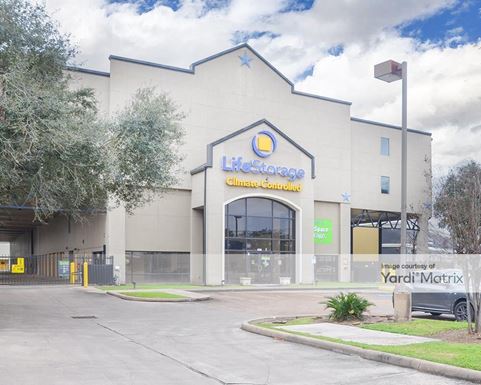 Source URL: https://cdnsc.rentcafe.com/dmslivecafe/3/1069137/1069137-1-2.jpg?width=-1&height=385&quality=80