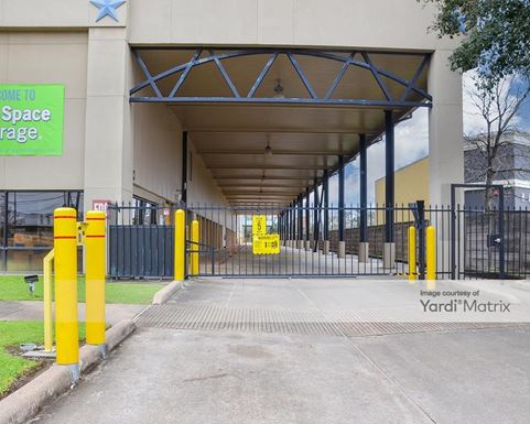 Source URL: https://cdnsc.rentcafe.com/dmslivecafe/3/1069137/1069137-1-6.jpg?width=-1&height=385&quality=80