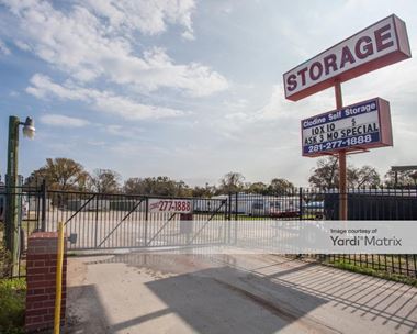 Storage Units for Rent available at 11411 FM 1464 Road, Sugar Land, TX 77498