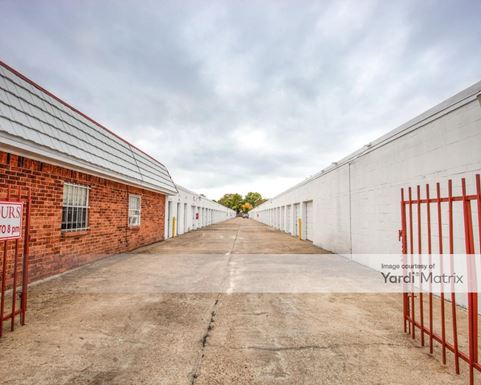 Source URL: https://cdnsc.rentcafe.com/dmslivecafe/3/1069145/1069145-1-5.jpg?width=-1&height=385&quality=80