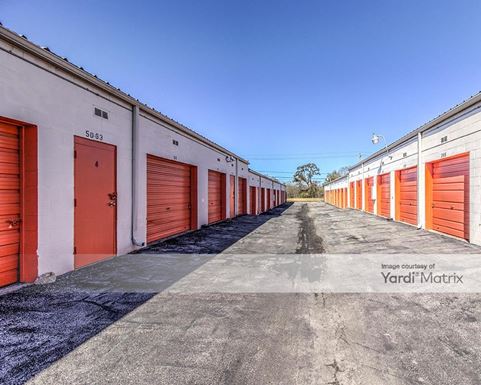 Source URL: https://cdnsc.rentcafe.com/dmslivecafe/3/1069155/1069155-1-2.jpg?width=-1&height=385&quality=80