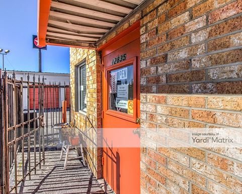 Source URL: https://cdnsc.rentcafe.com/dmslivecafe/3/1069155/1069155-1-5.jpg?width=-1&height=385&quality=80