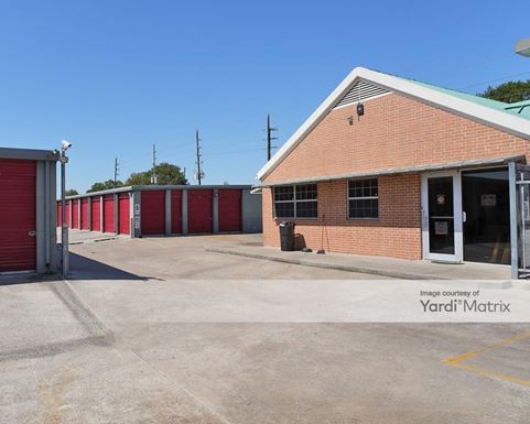 Source URL: https://cdnsc.rentcafe.com/dmslivecafe/3/1069159/1069159-1-5.jpg?width=-1&height=385&quality=80