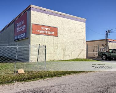 Storage Units for Rent available at 6615 South Gessner Drive, Houston, TX 77036