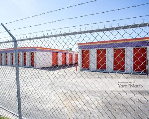 Source URL: https://cdnsc.rentcafe.com/dmslivecafe/3/1069180/1069180-1-4.jpg?width=-1&height=385&quality=80