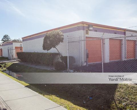 Source URL: https://cdnsc.rentcafe.com/dmslivecafe/3/1069181/1069181-1-5.jpg?width=-1&height=385&quality=80