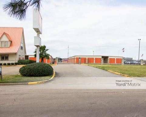 Source URL: https://cdnsc.rentcafe.com/dmslivecafe/3/1069189/1069189-1-5.jpg?width=-1&height=385&quality=80