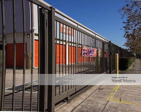 Source URL: https://cdnsc.rentcafe.com/dmslivecafe/3/1069190/1069190-1-3.jpg?width=-1&height=385&quality=80