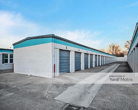 Source URL: https://cdnsc.rentcafe.com/dmslivecafe/3/1069217/1069217-1-4.jpg?width=-1&height=385&quality=80