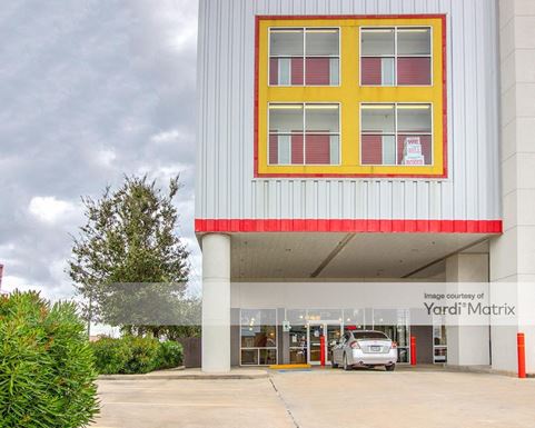 Source URL: https://cdnsc.rentcafe.com/dmslivecafe/3/1069222/1069222-1-6.jpg?width=-1&height=385&quality=80