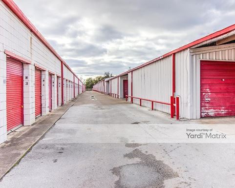 Source URL: https://cdnsc.rentcafe.com/dmslivecafe/3/1069225/1069225-1-2.jpg?width=-1&height=385&quality=80