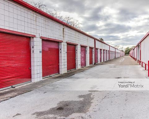 Source URL: https://cdnsc.rentcafe.com/dmslivecafe/3/1069225/1069225-1-3.jpg?width=-1&height=385&quality=80